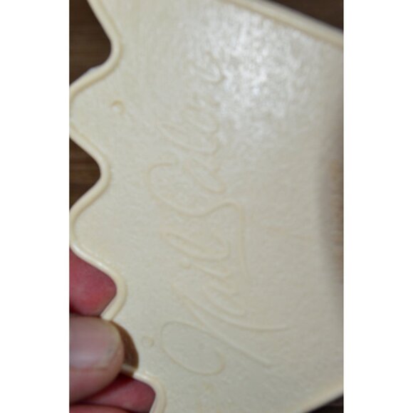 Vintage Tupperware Nail Salon Manicure Helper Tool Retro Fingernail Gadget - Picture 3 of 5